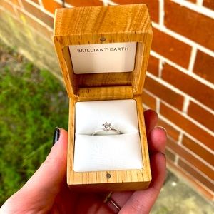 Engagement/Promise Diamond Ring